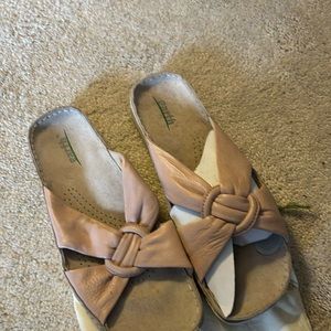 EARTH Sandles leather slip on sz 11 new never worn